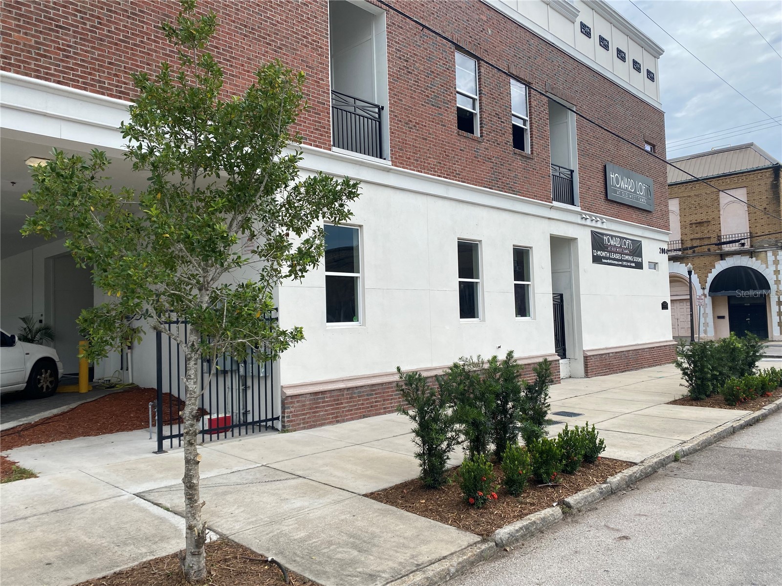 2004 N HOWARD AVENUE 105