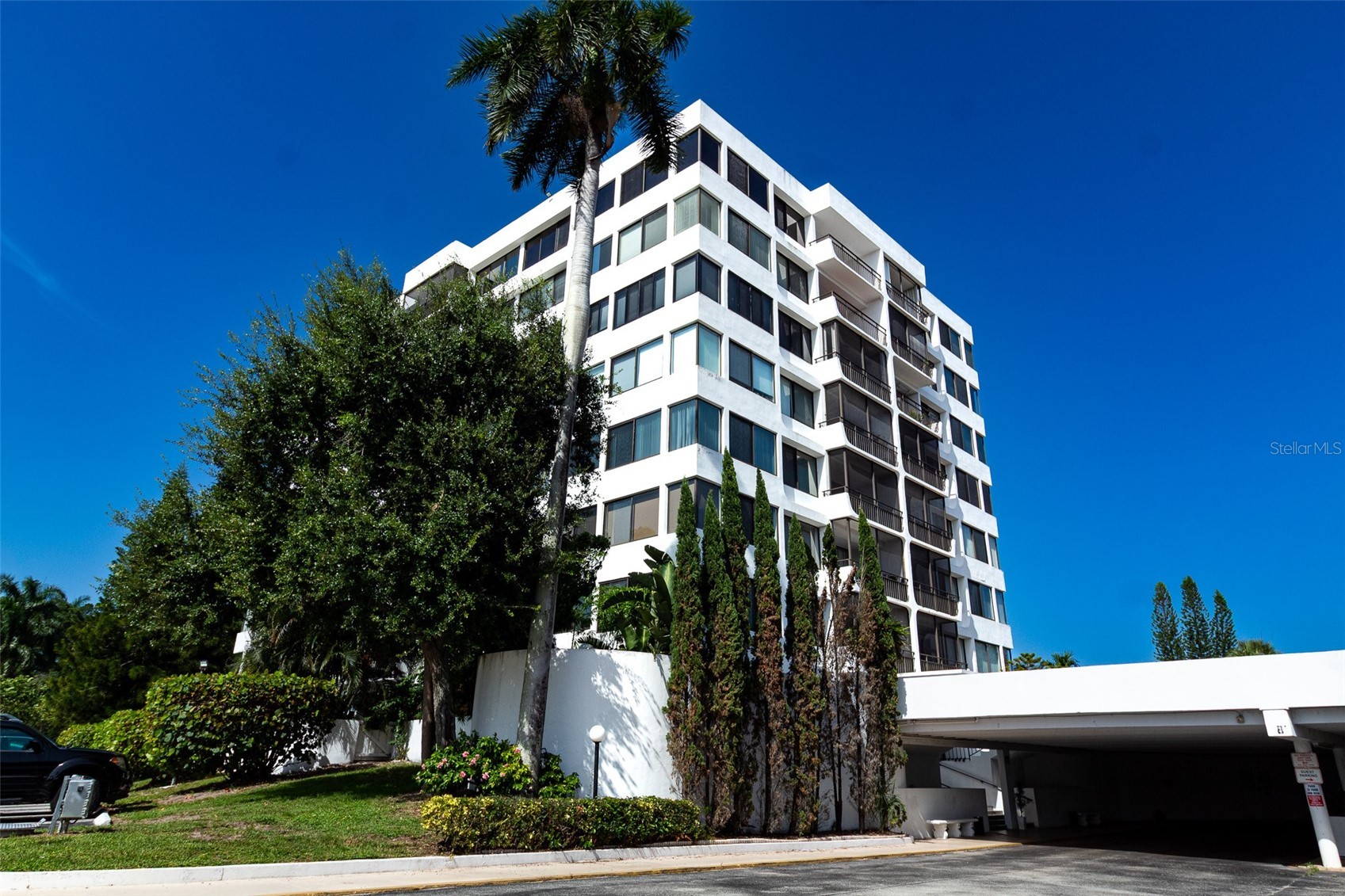 1500 PRESIDENTIAL WAY 401