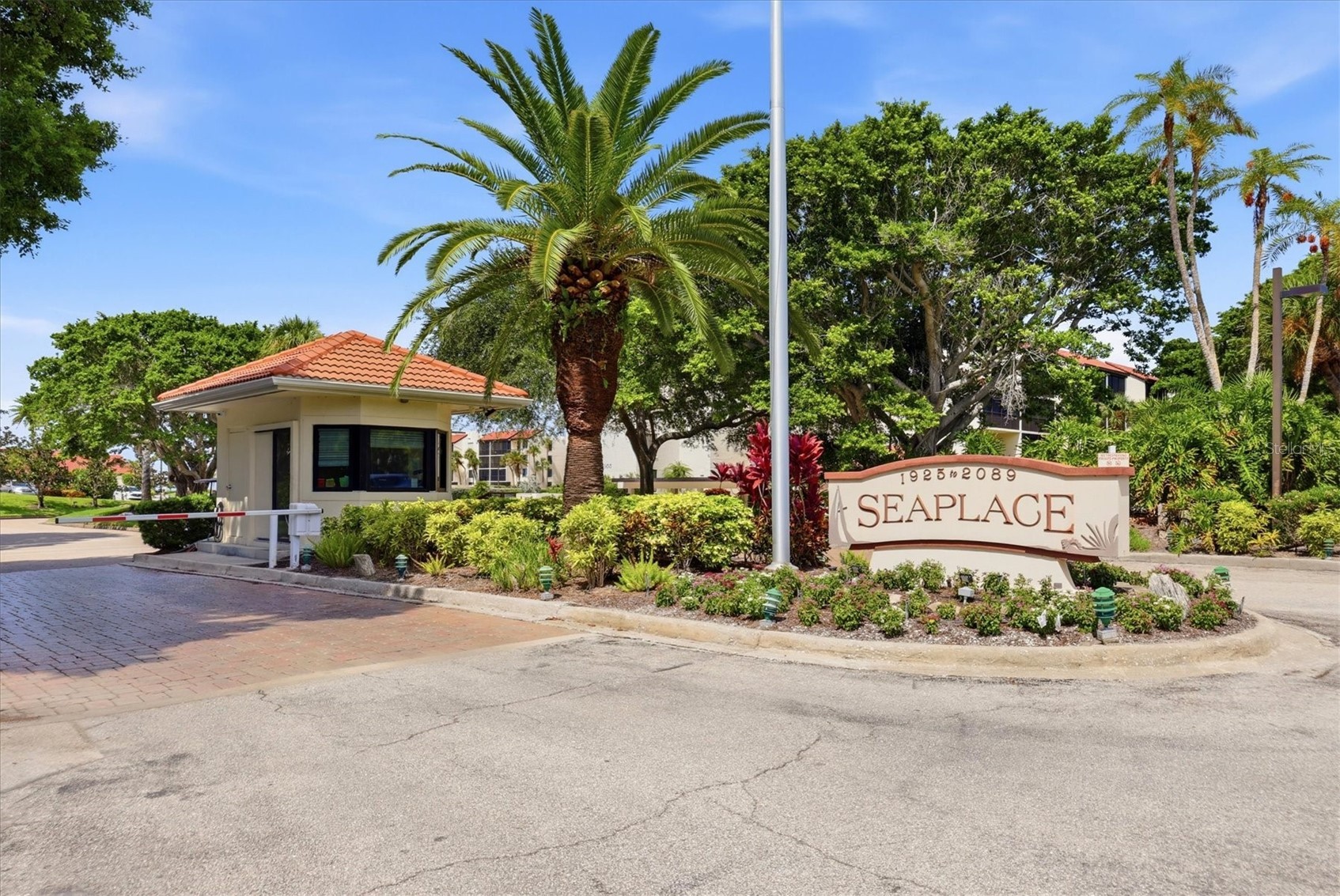 2089 GULF OF MEXICO DRIVE G1-302