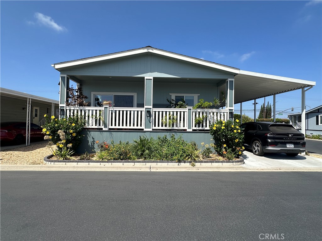 15300 magnolia Street 73