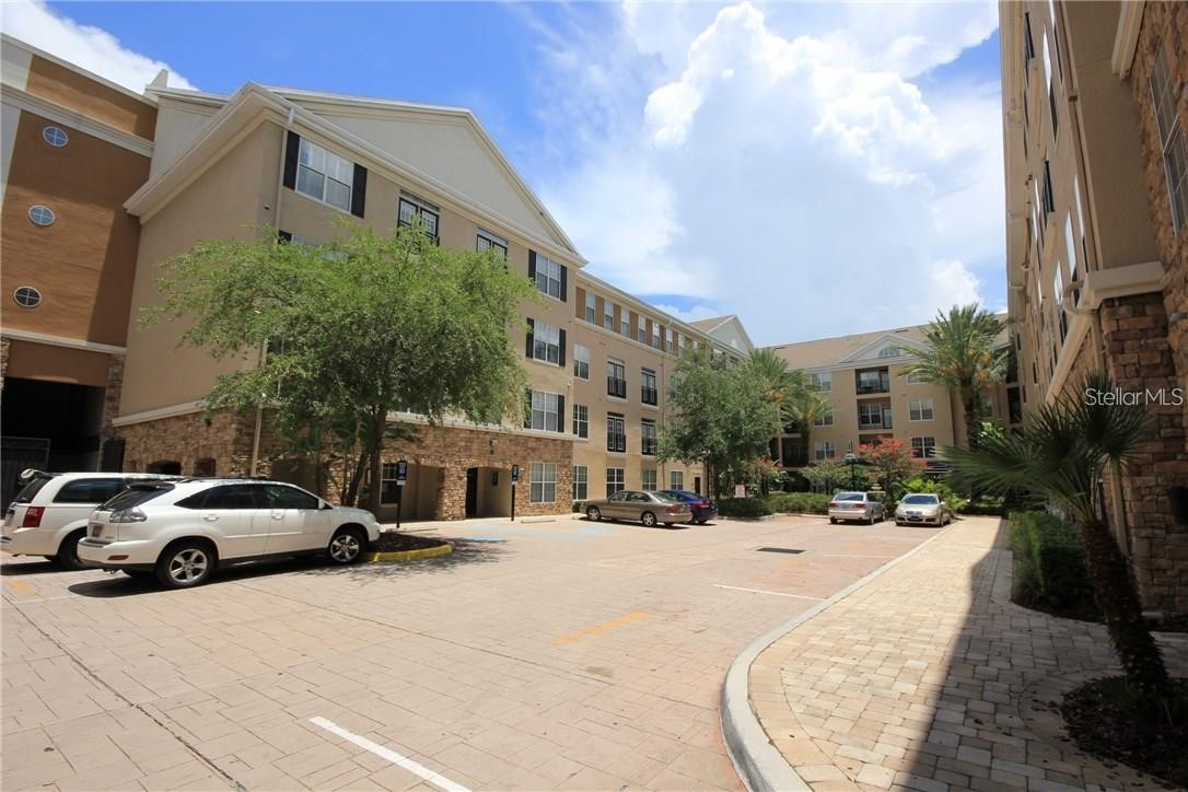 4221 W SPRUCE STREET 1231