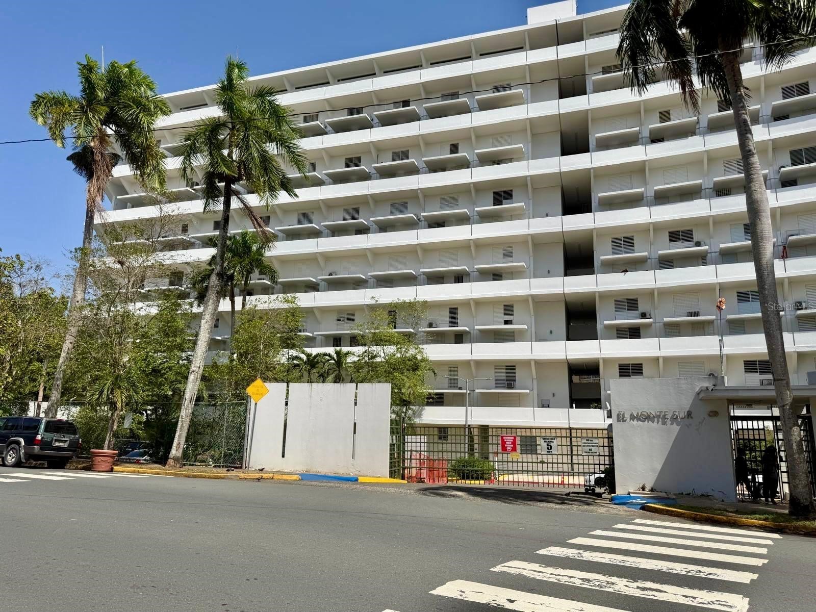 145 LIC. EUGENIO MARIA DE HOSTOS AVENUE SGB-9