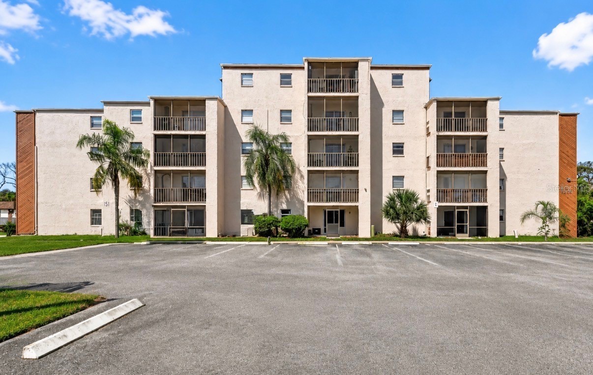 5541 BAY BOULEVARD 550