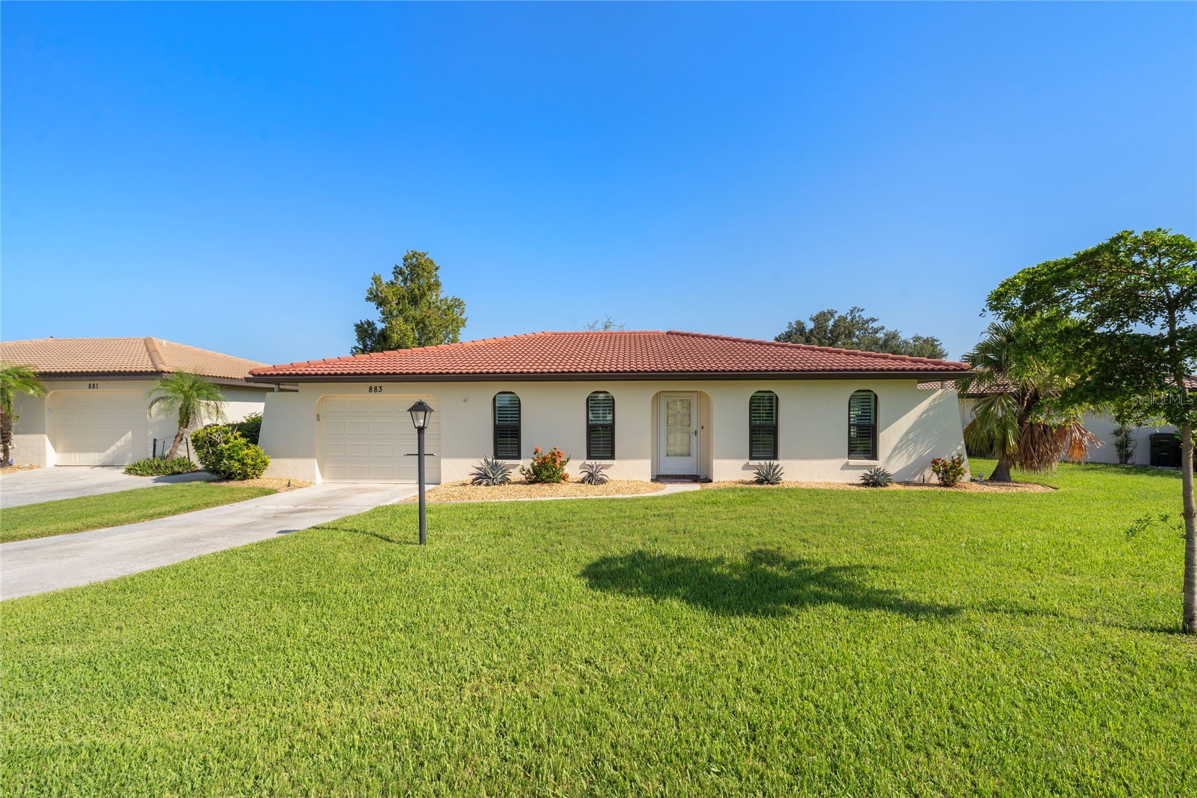 883 SHAMROCK BOULEVARD 9
