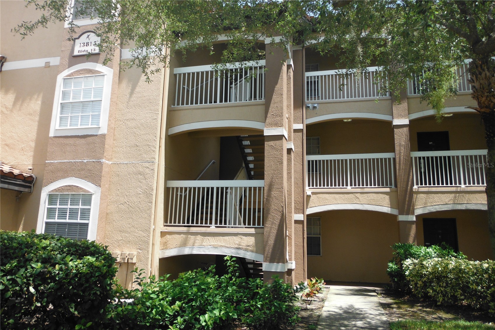 13815 FAIRWAY ISLAND DRIVE 1313