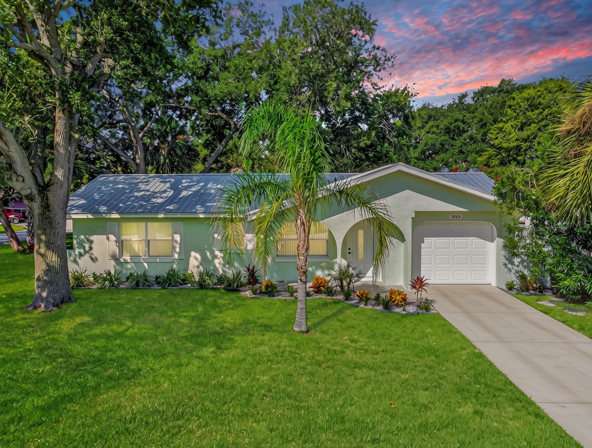 5464 RIVERSIDE DRIVE