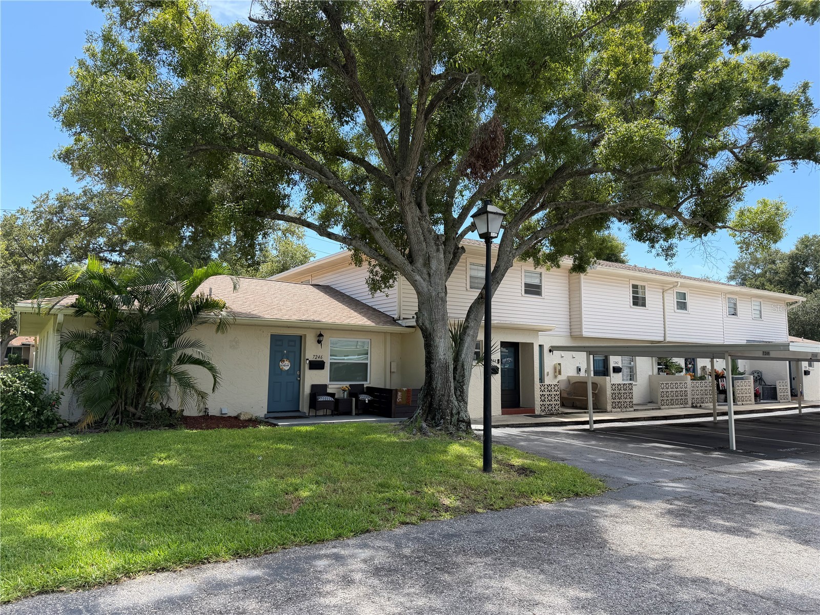 7242 STONE HAVEN COURT N 7242