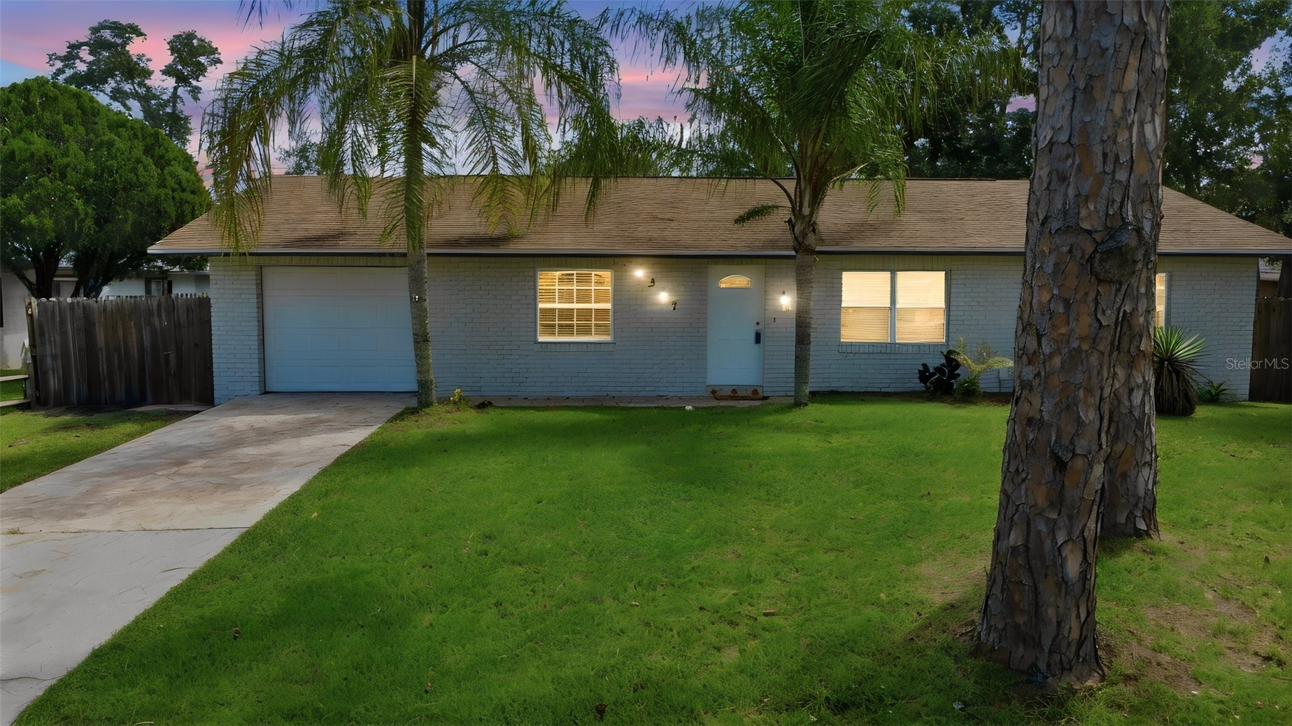 3307 PINE TREE DRIVE