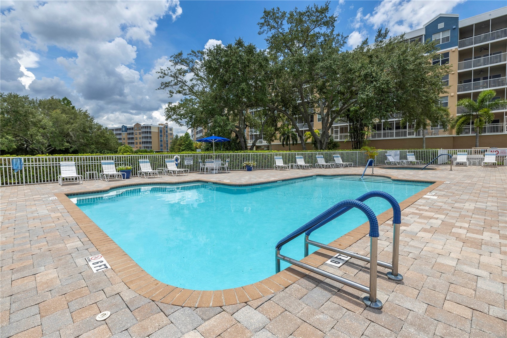 960 STARKEY ROAD 2202
