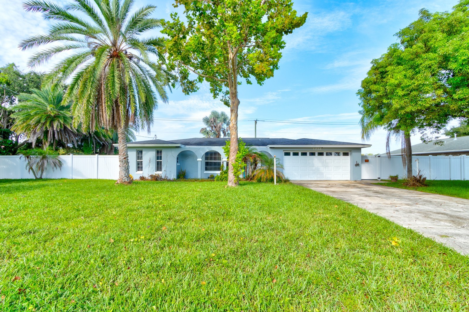 1026 LAKE AVENUE