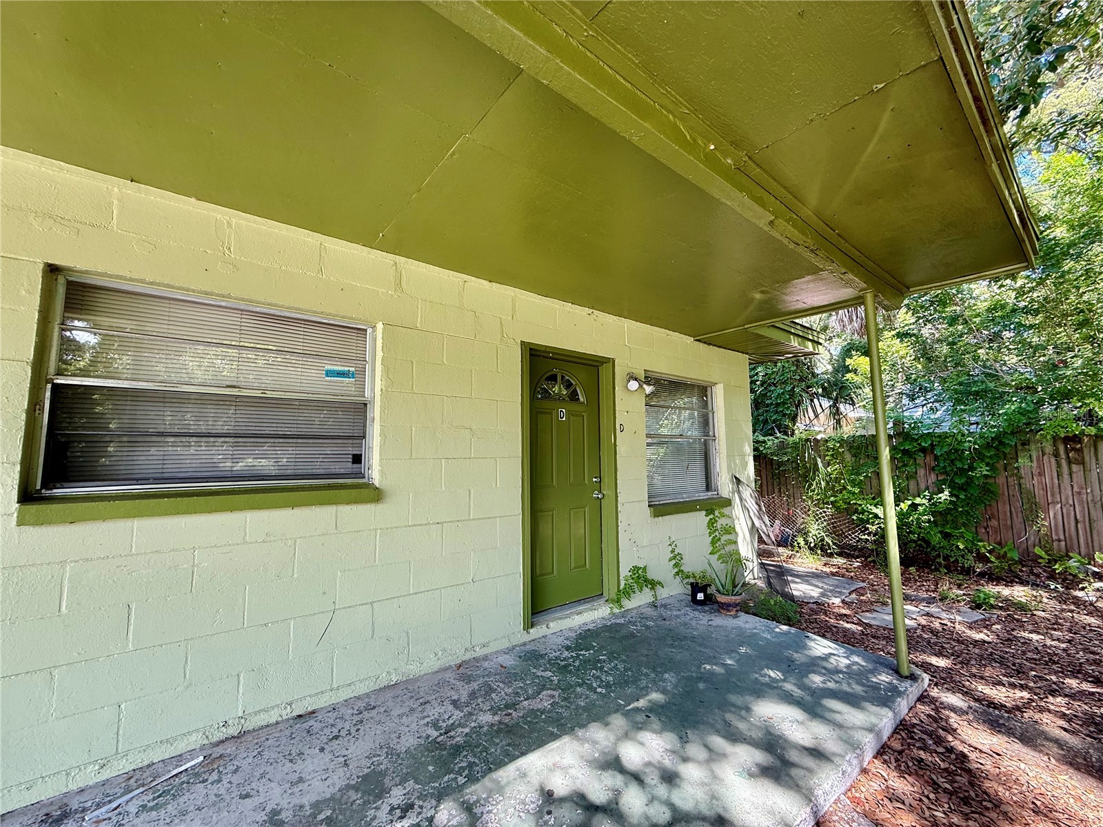 808 PALM BLUFF STREET D