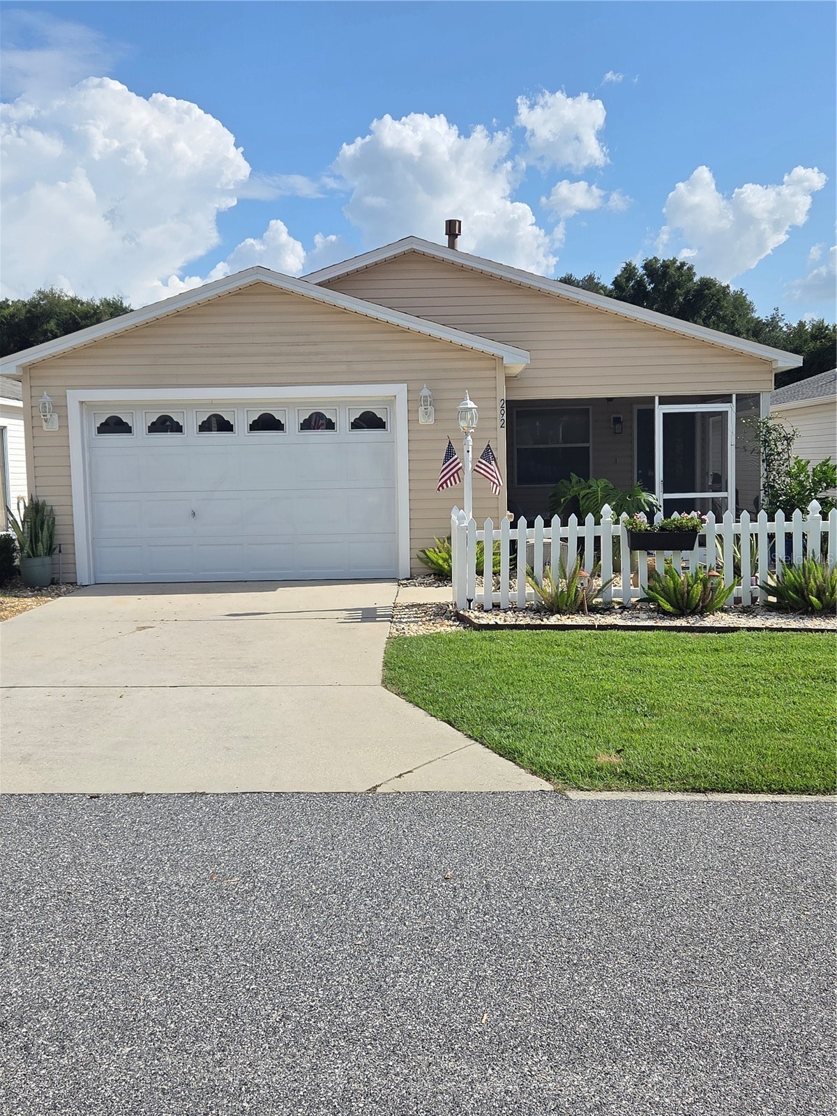 292 STARR LANE