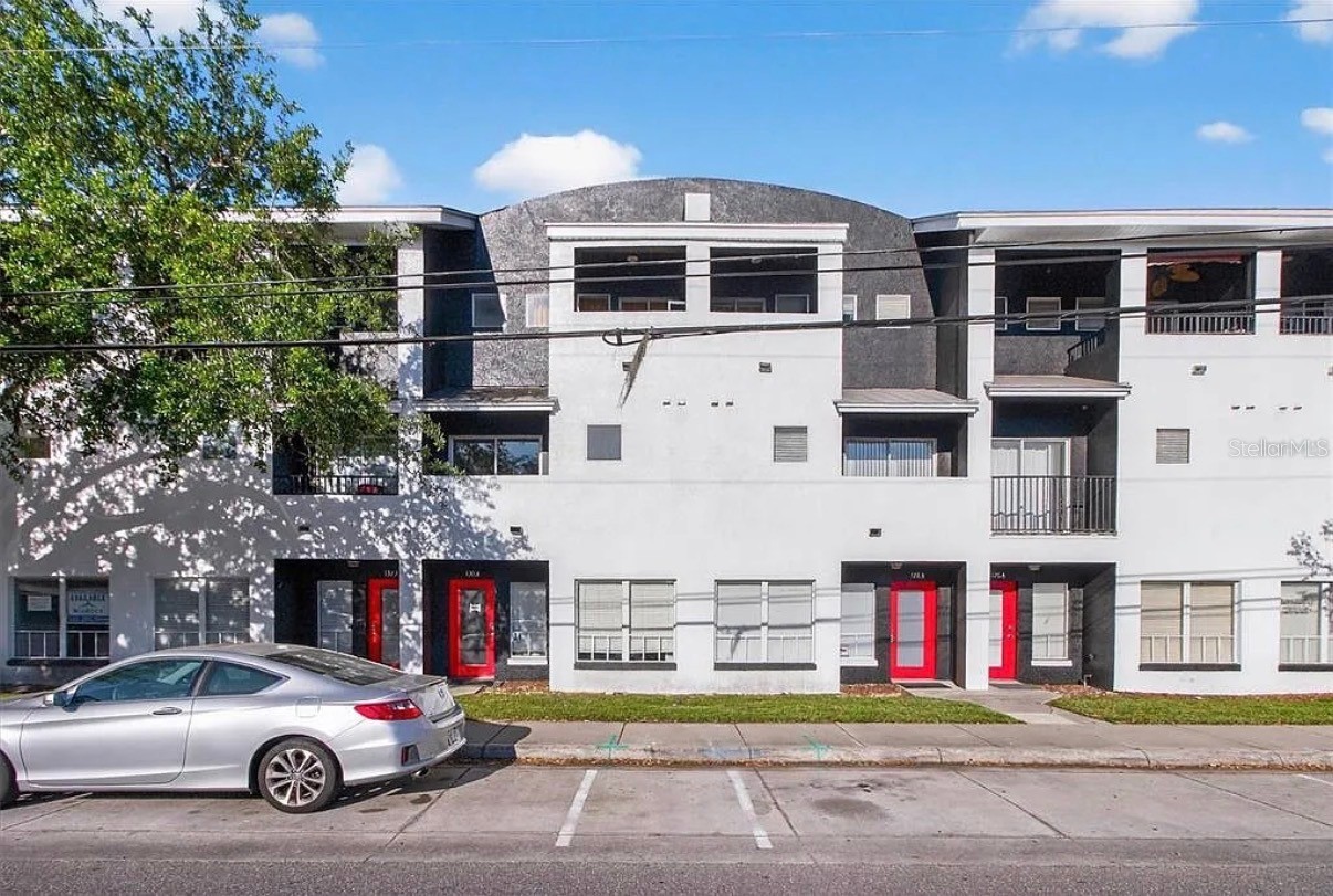 130 S BUMBY AVENUE Unit A