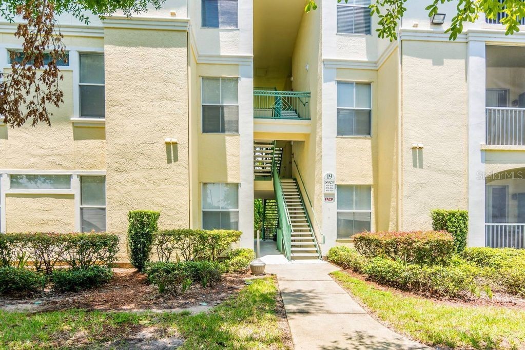 8923 LEGACY COURT 302