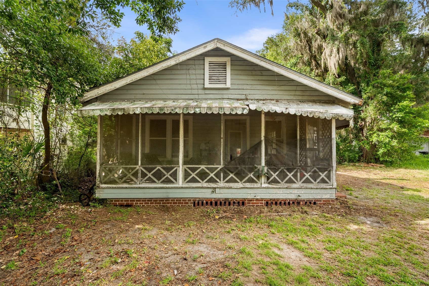 512 NW 9TH AVENUE