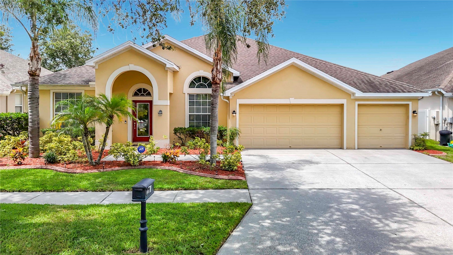 8511 NORTHTON GROVES BOULEVARD