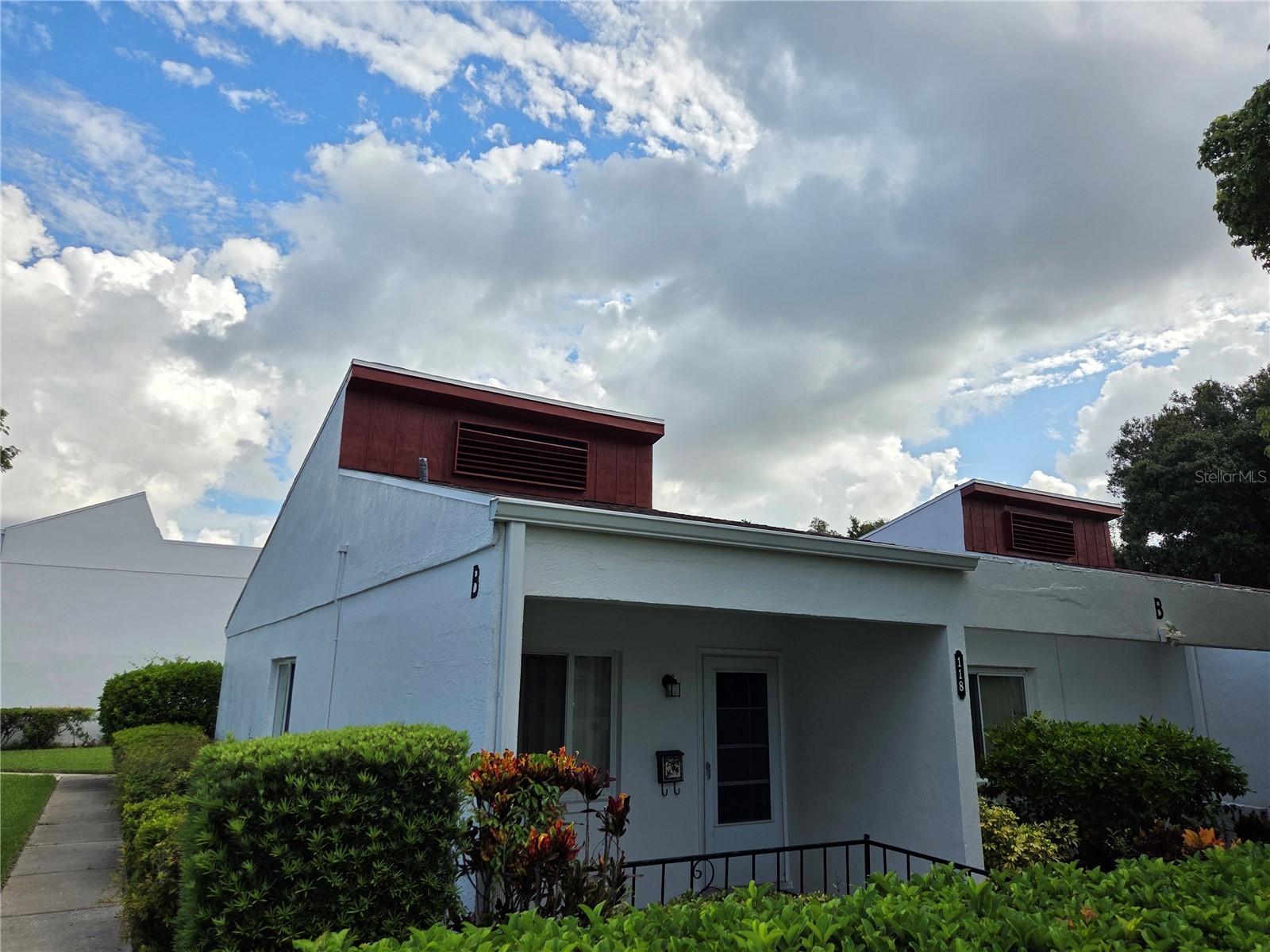 2060 MARILYN STREET 118