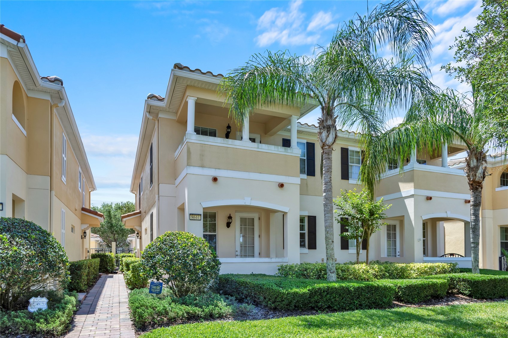 8644 ELDER LANE