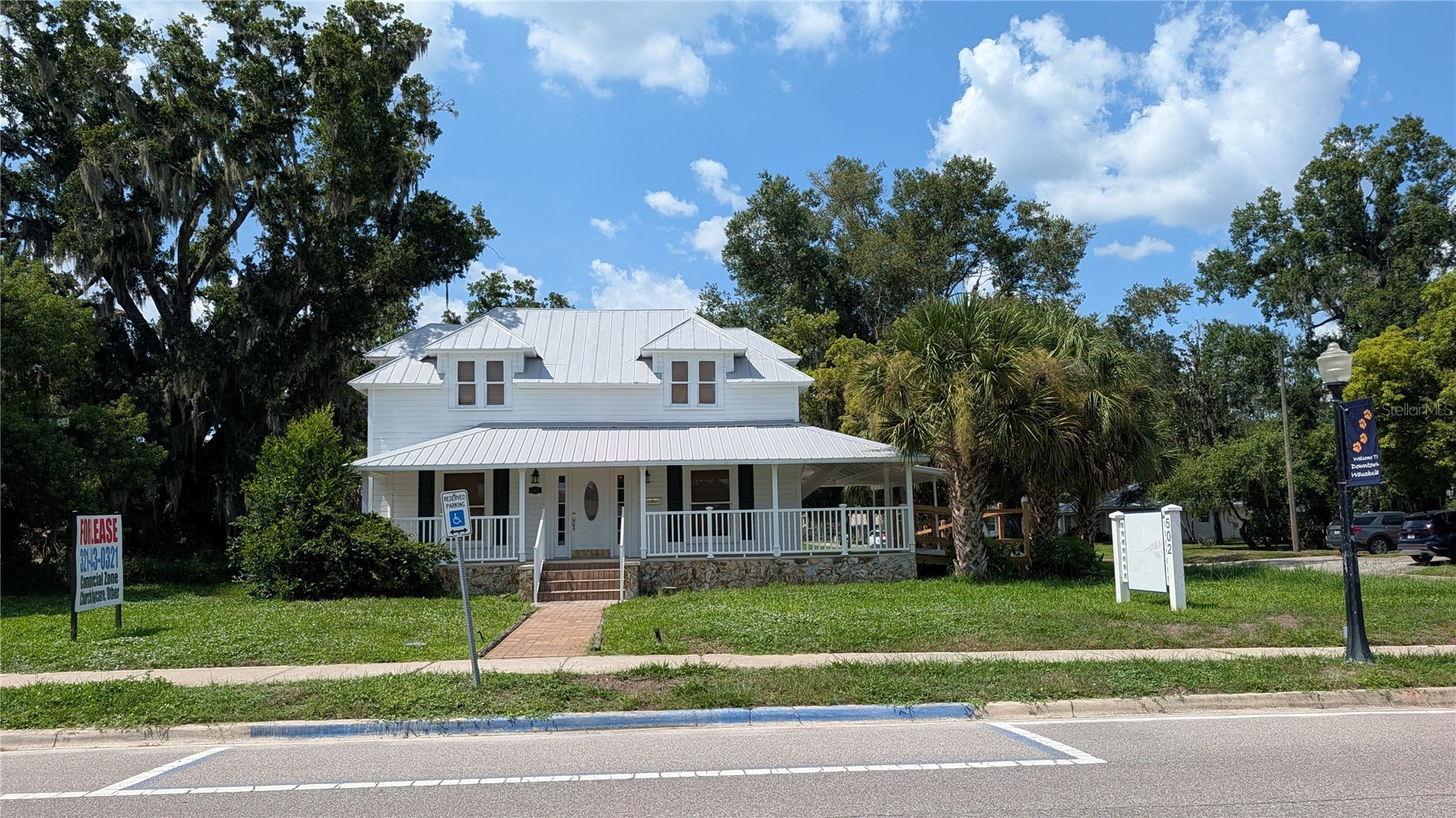 502 W MAIN STREET