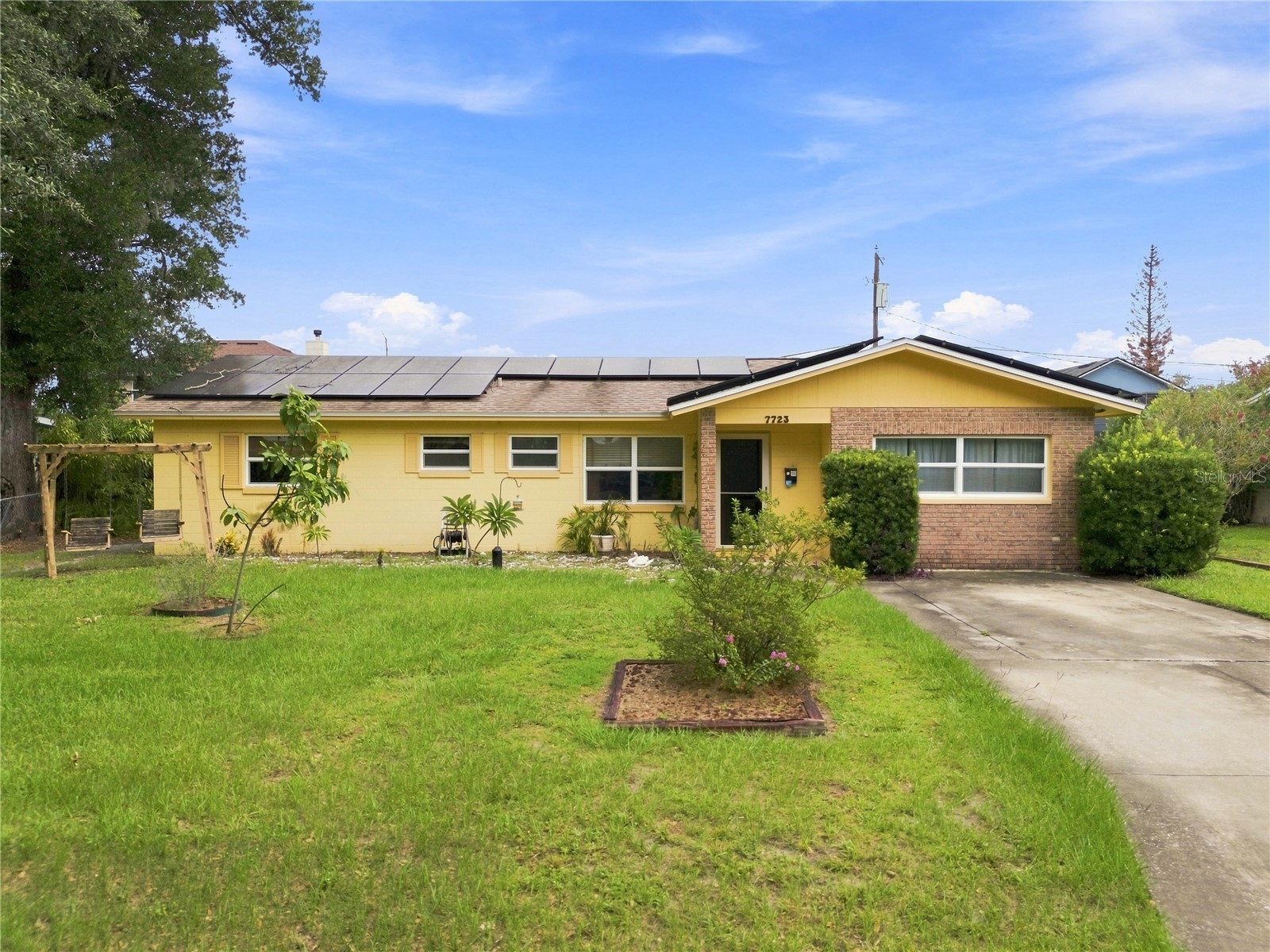 7723 AVONWOOD COURT