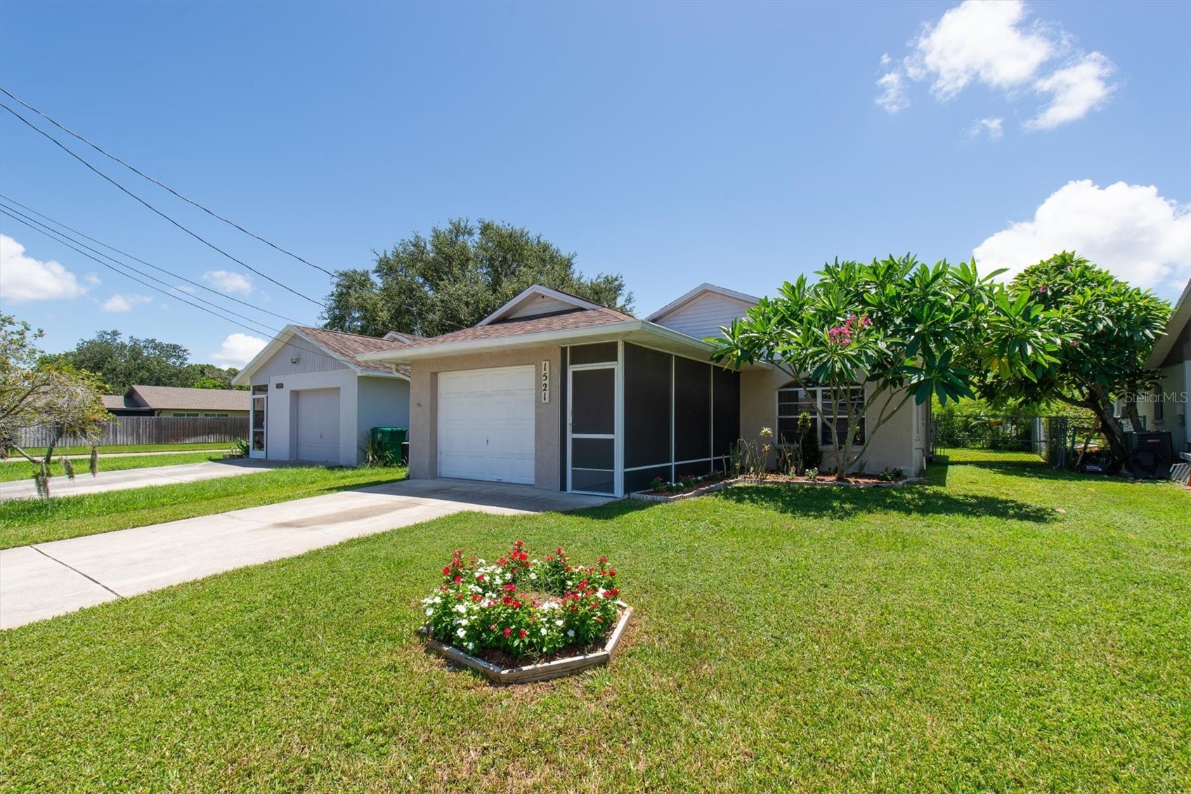 1521 13TH STREET W