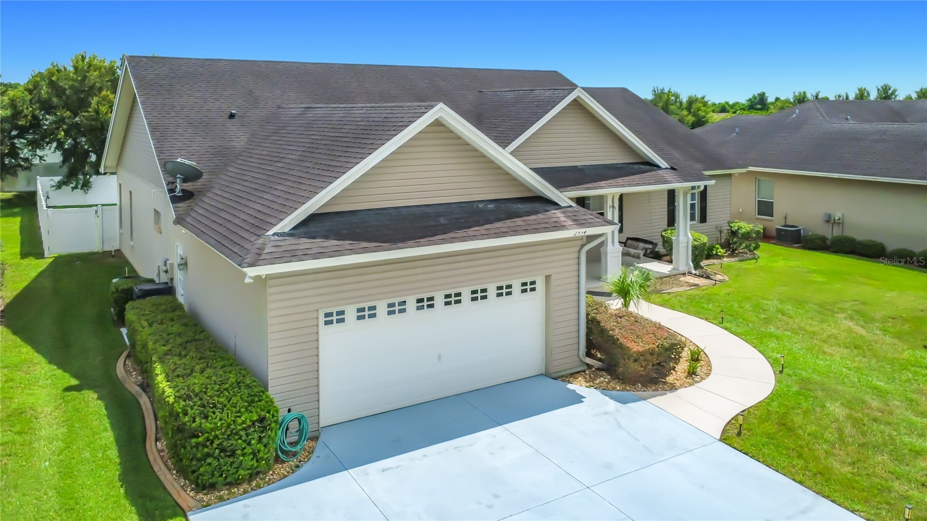 2534 IRIS ANN DRIVE