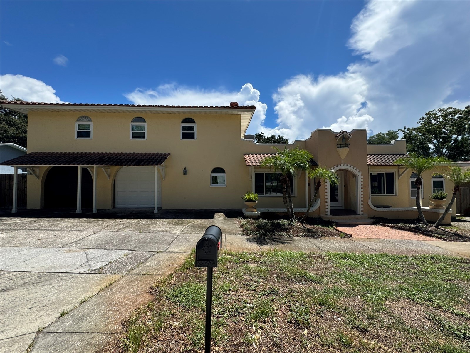 30 KREAMER AVENUE