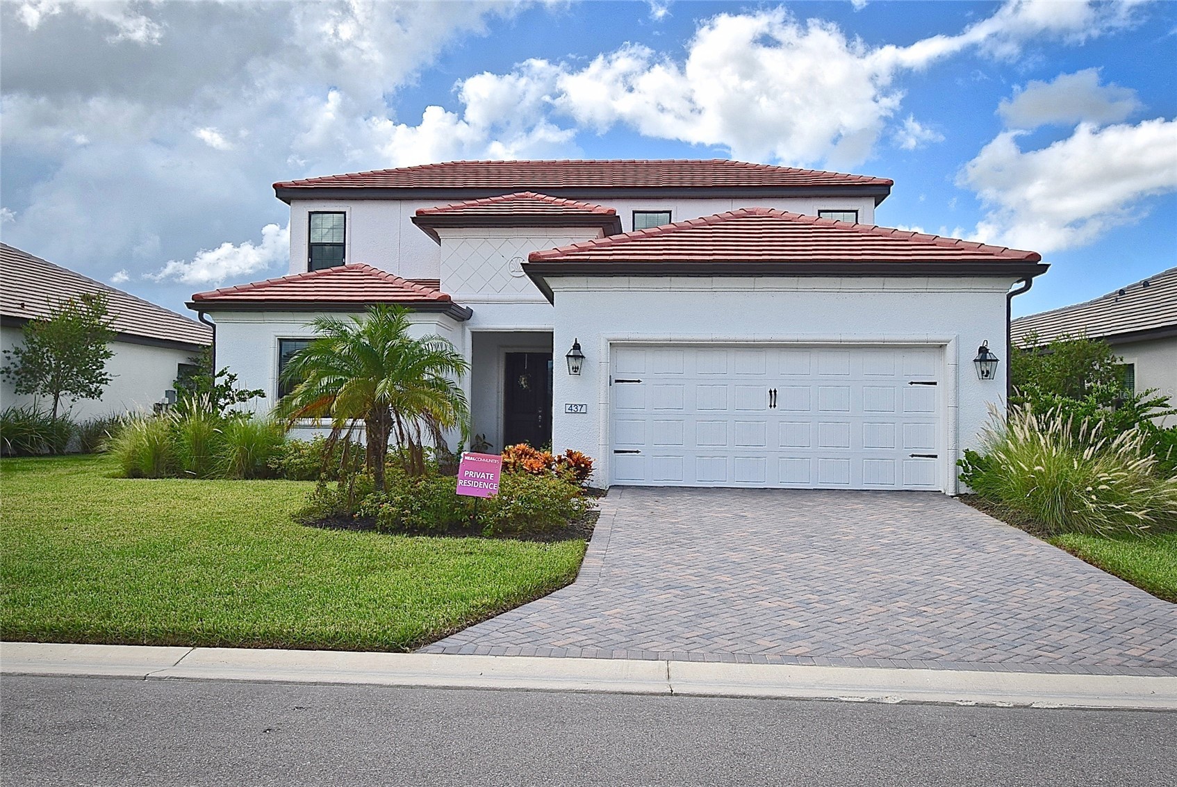 437 ALBERATA WAY