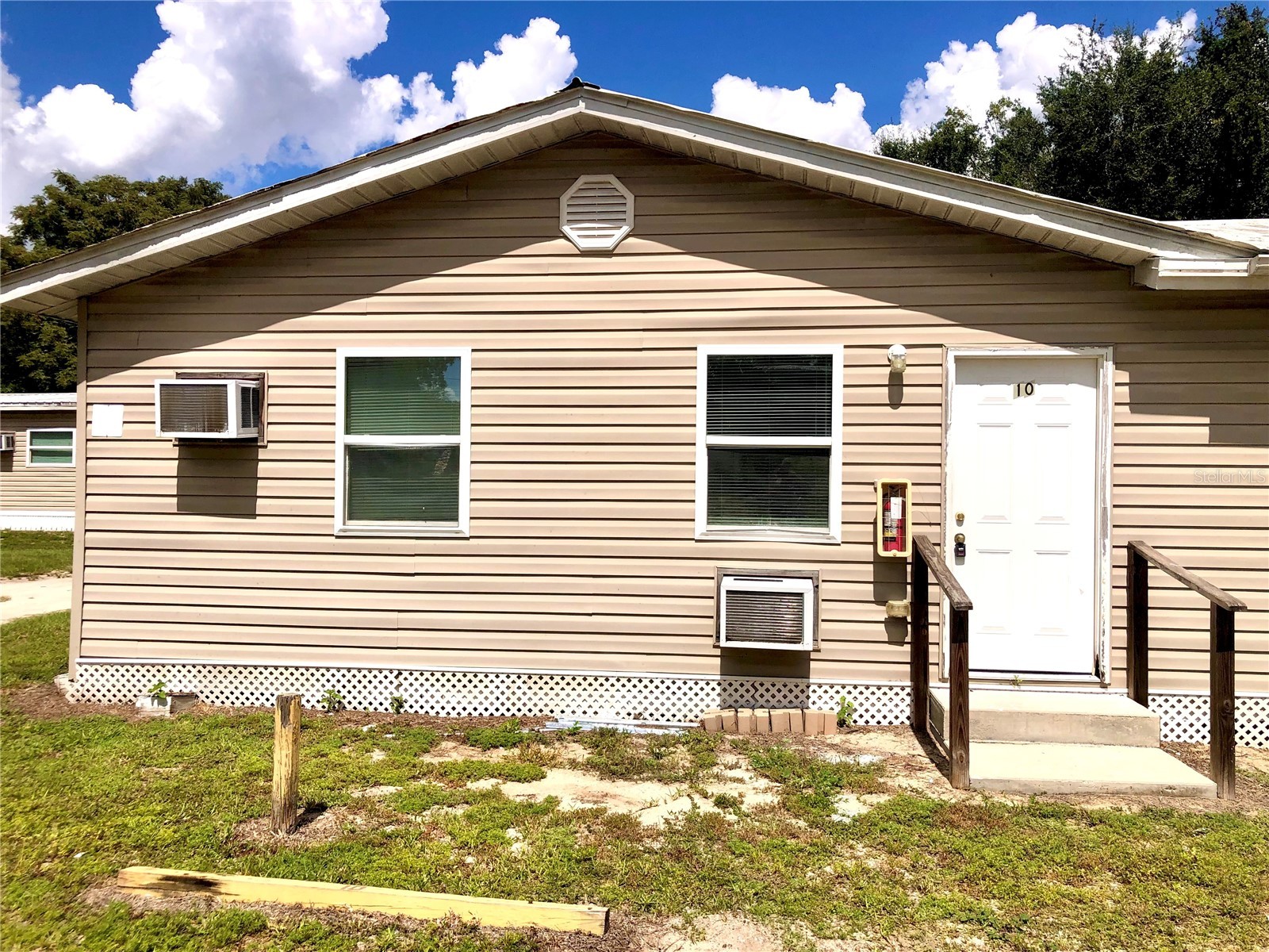 110 FOREST AVENUE 10