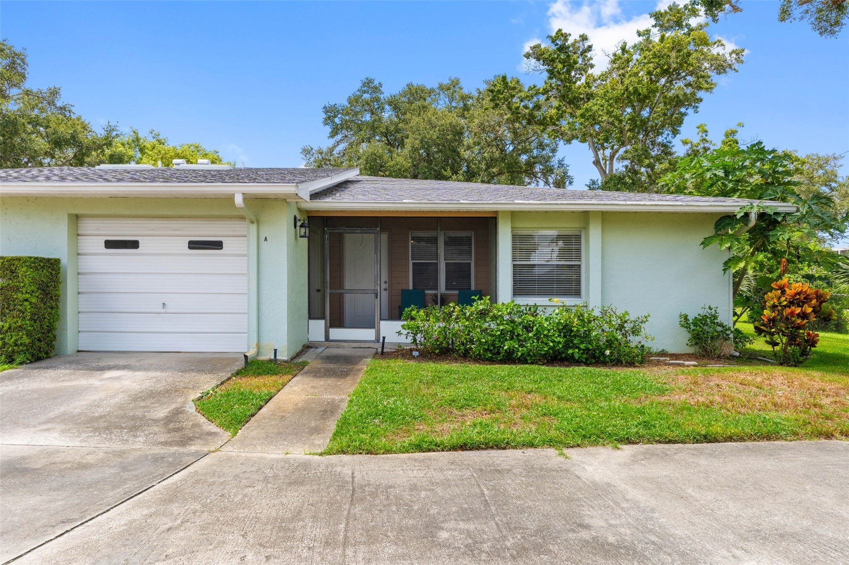 2833 ORANGE TREE CIRCLE N A