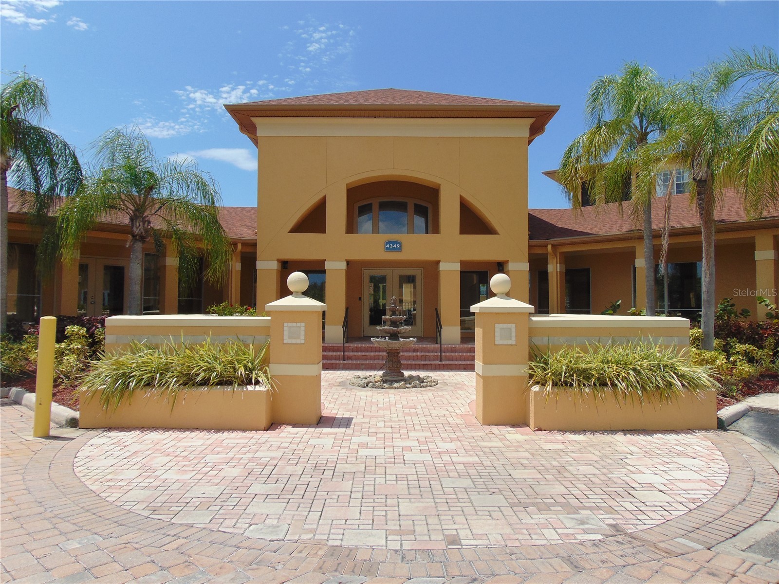 4323 BAYSIDE VILLAGE DRIVE 102