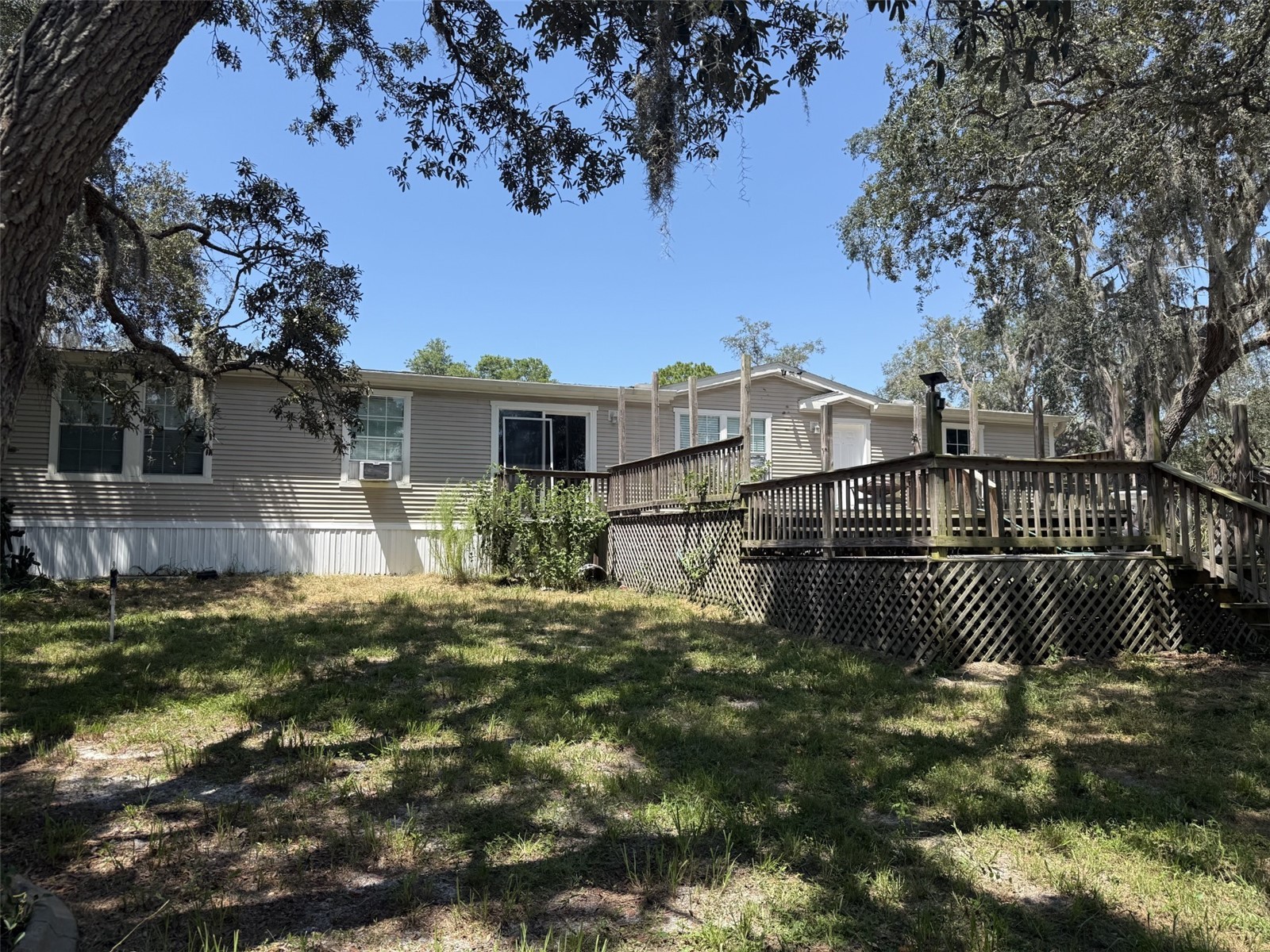 12091 PINETREE LANE
