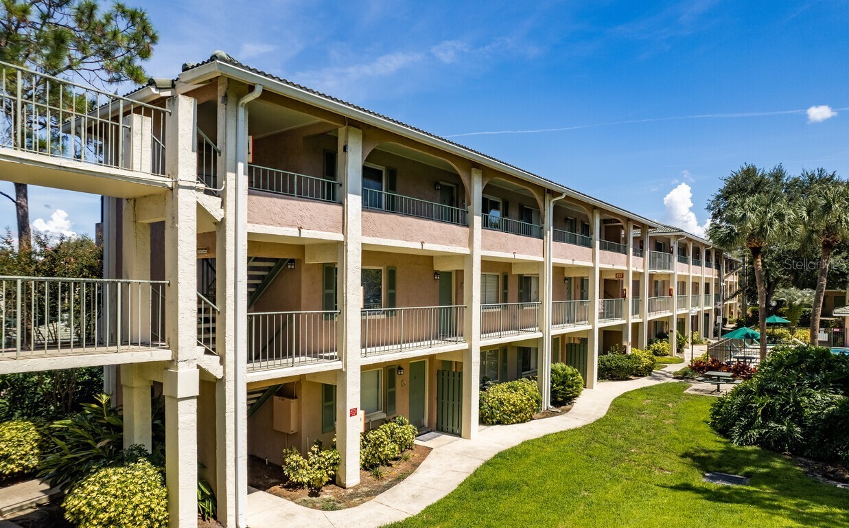 131 WATER FRONT WAY 230