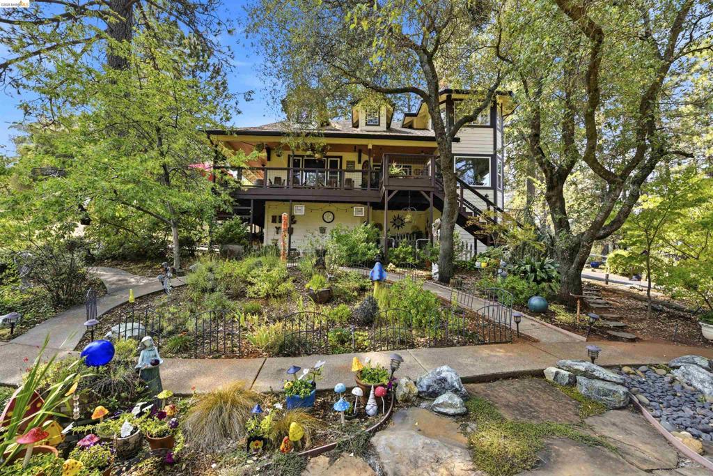 2360 Secret Ravine Trail