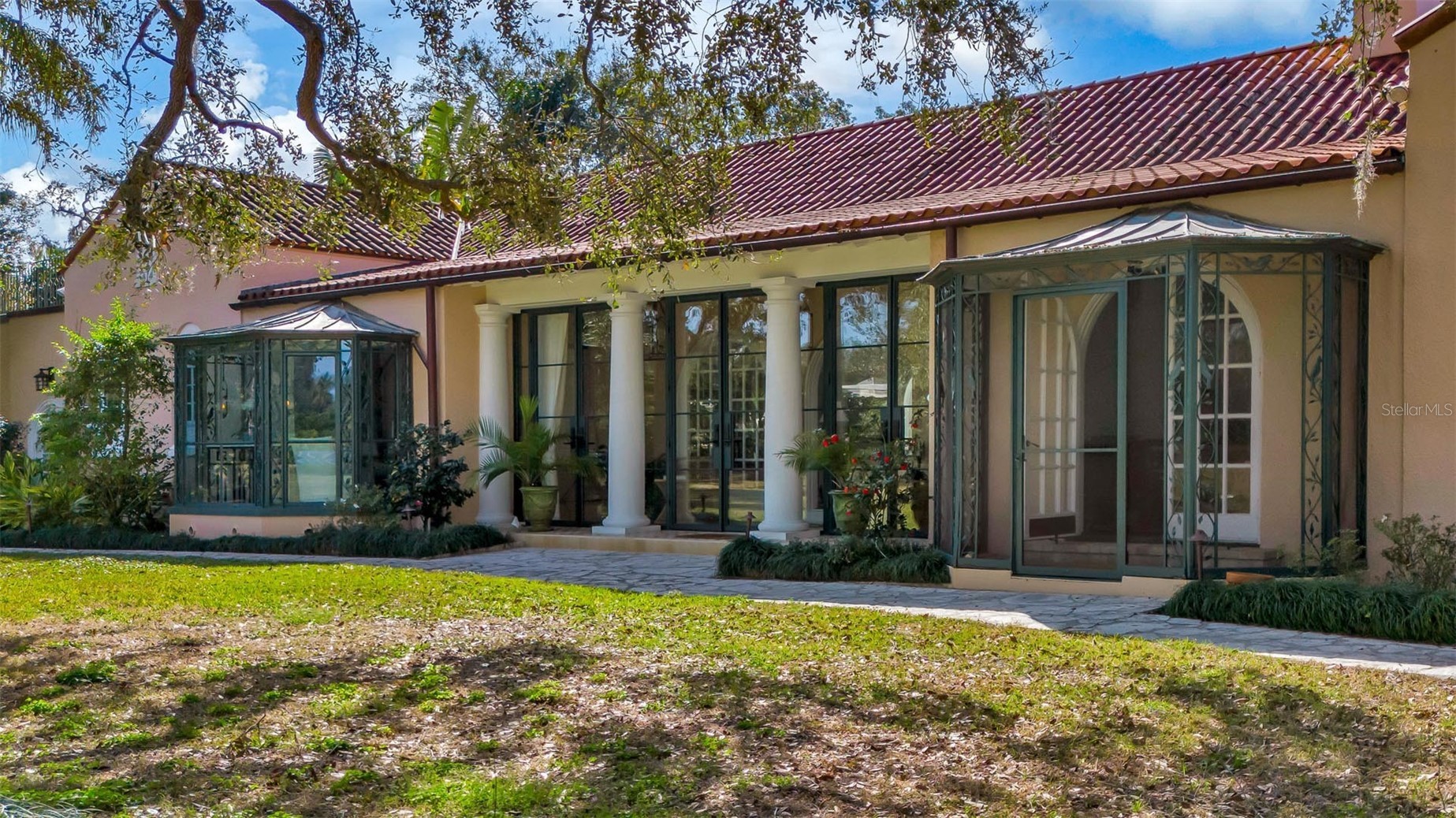 2300 N SCENIC HIGHWAY 6
