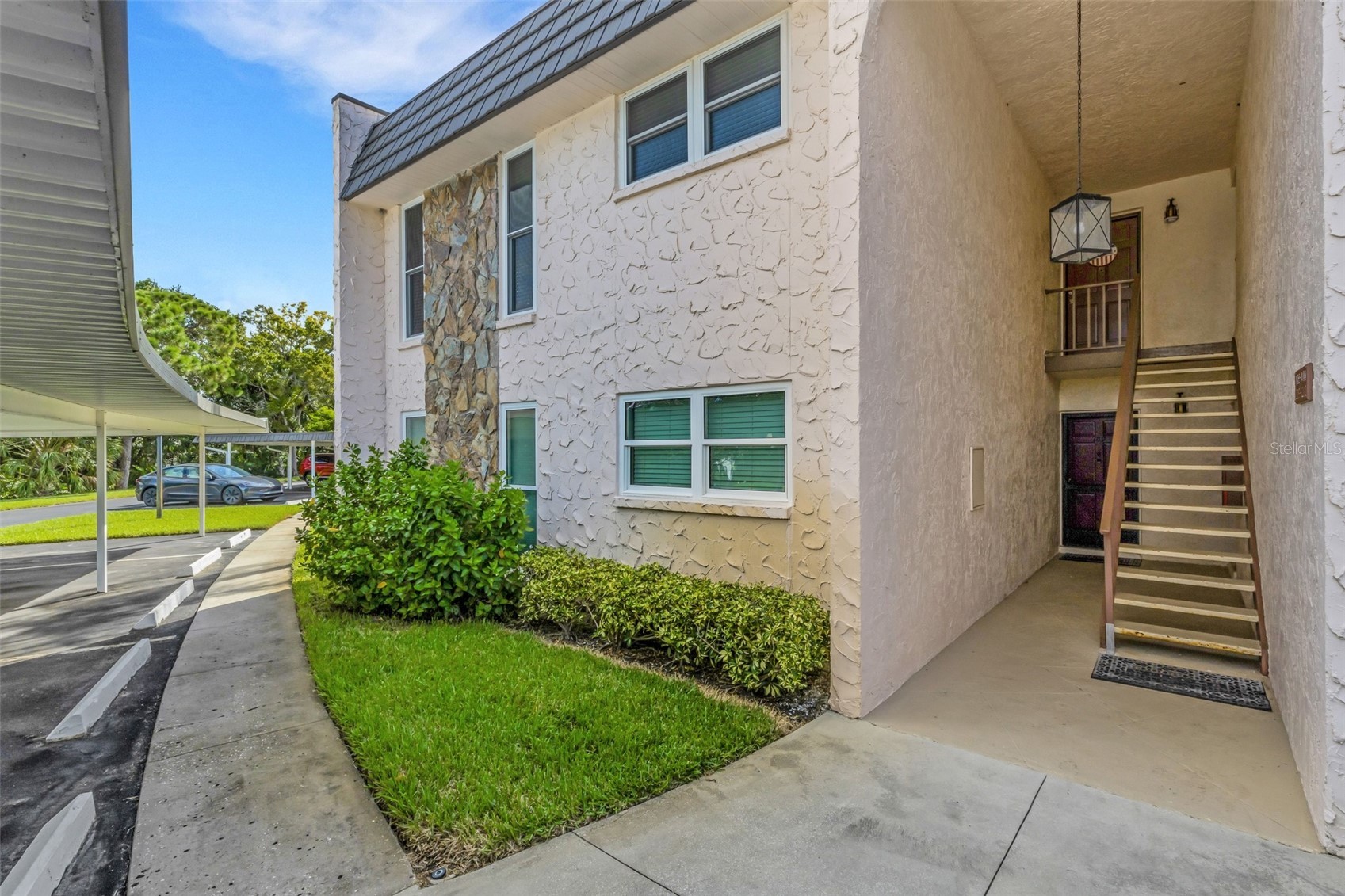 209 FERNWOOD CIRCLE 209