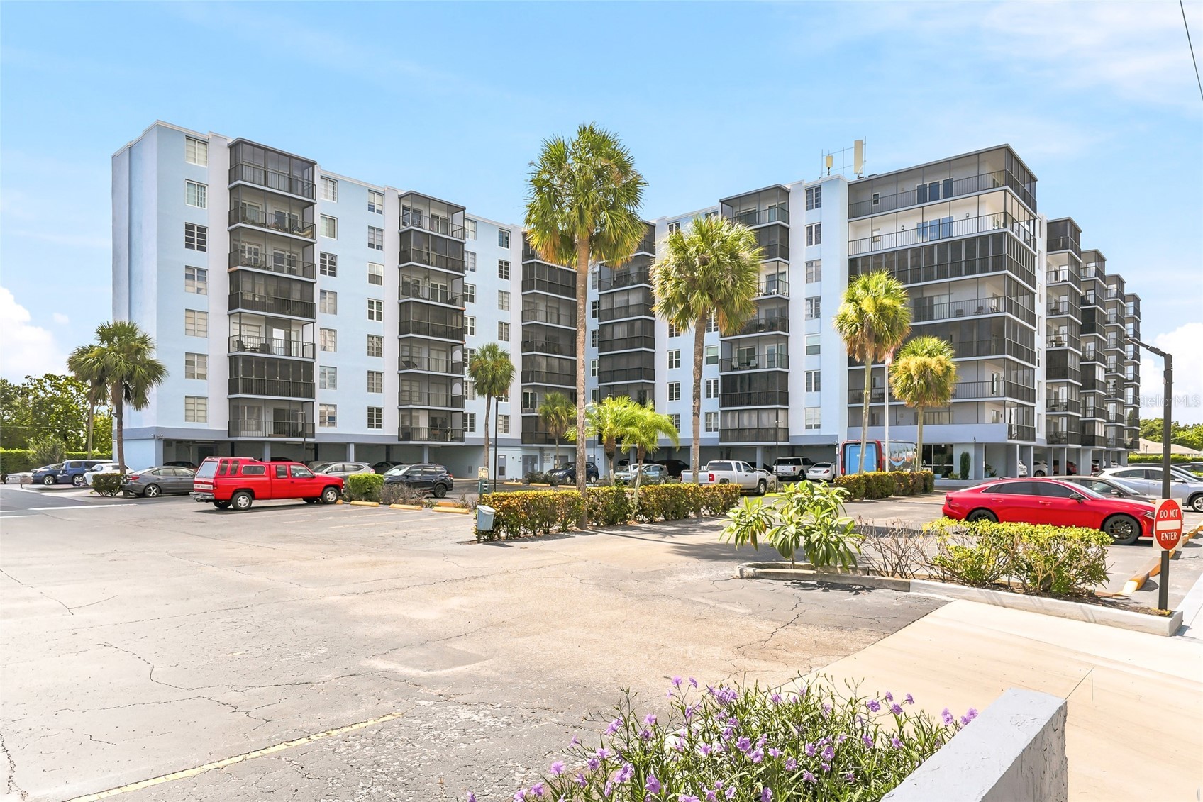 2901 26TH STREET W 818