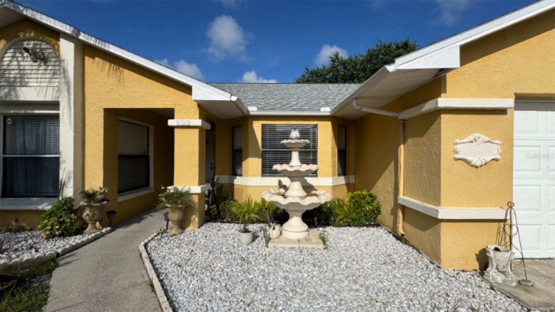 822 VALNERA COURT