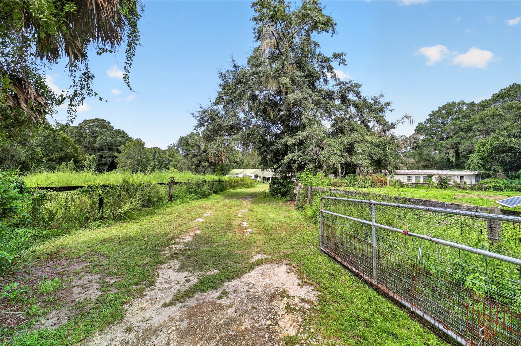 10195 NW 160TH STREET
