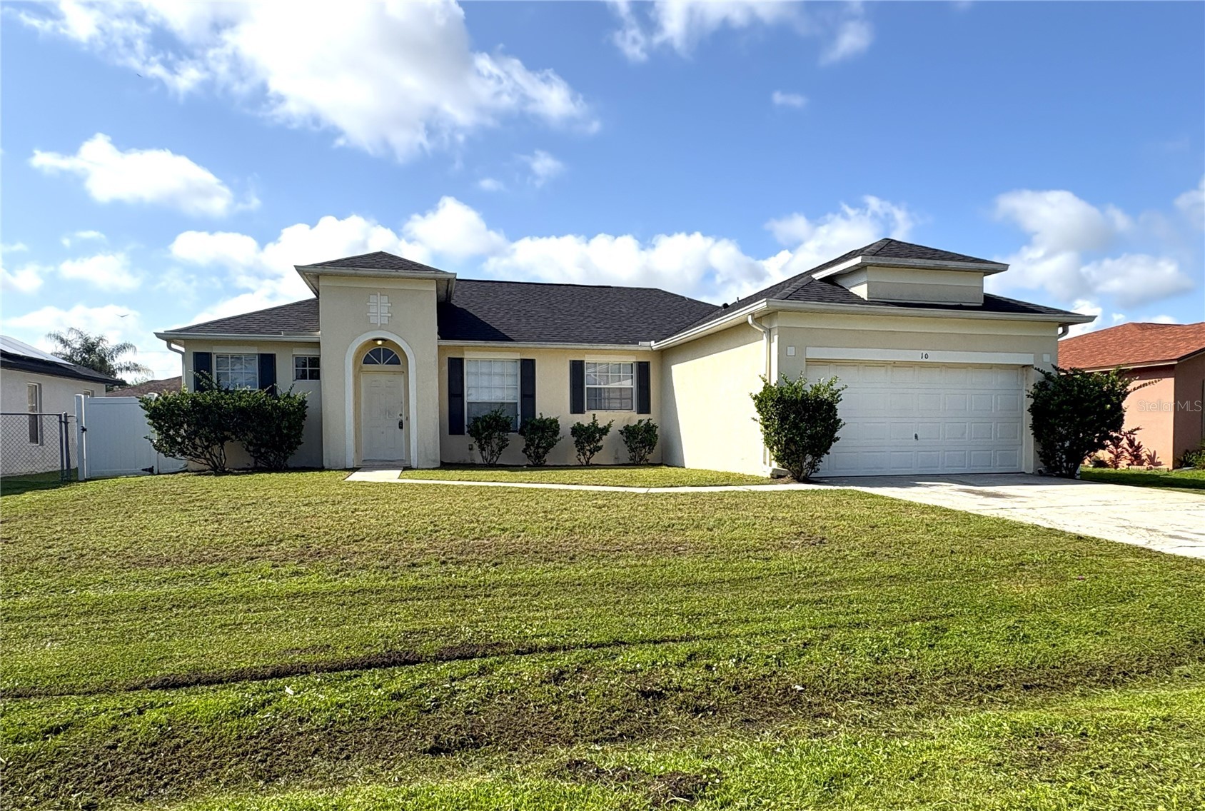10 COVENTRY COURT