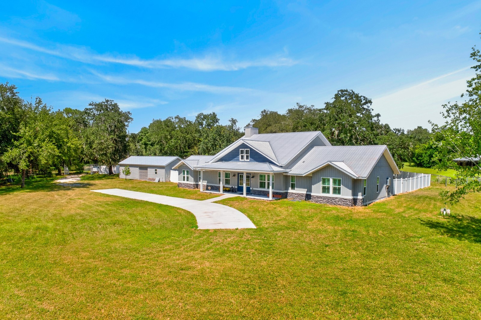 10704 TAMI TRAIL