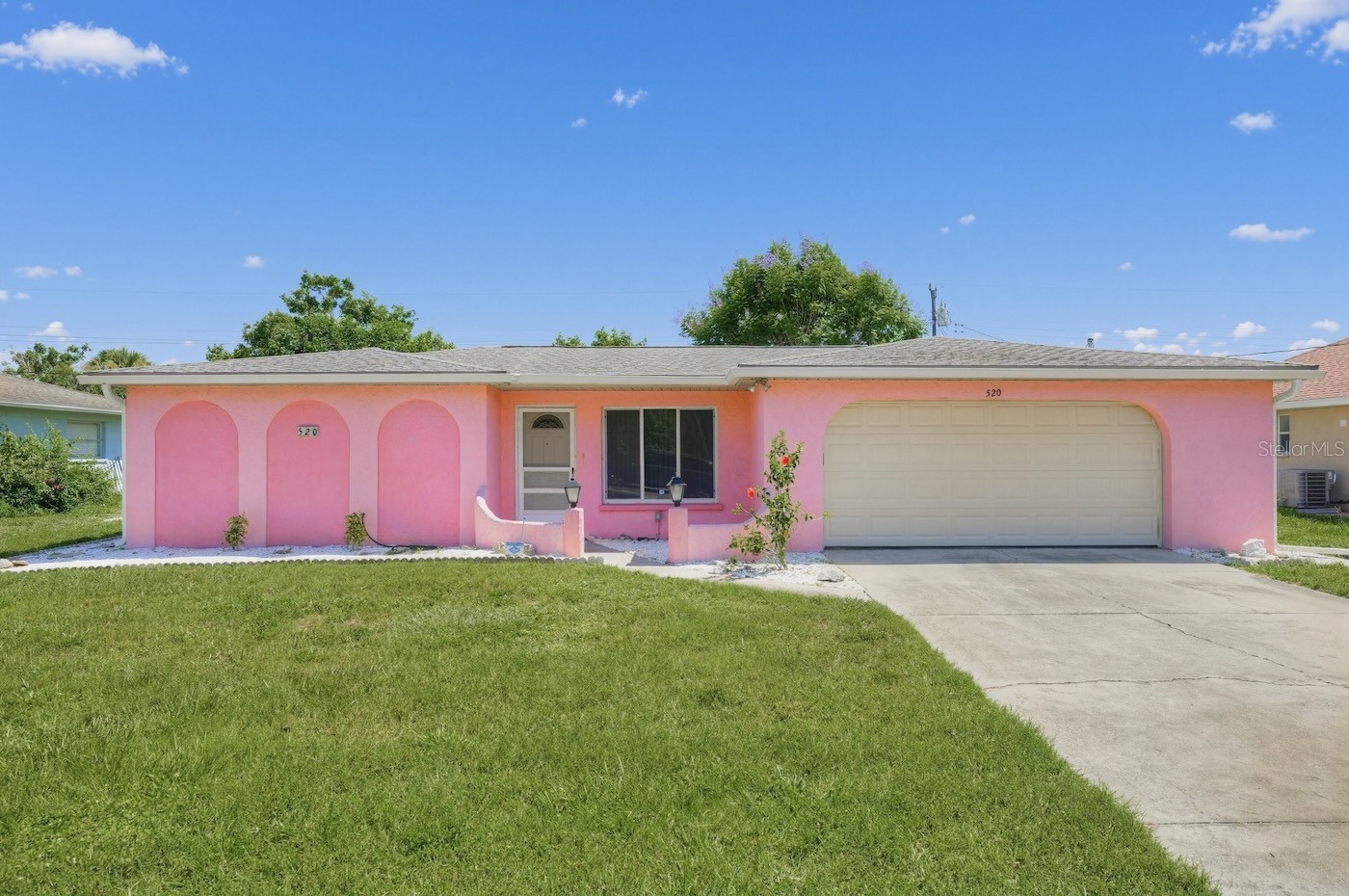 520 CENTER ROAD
