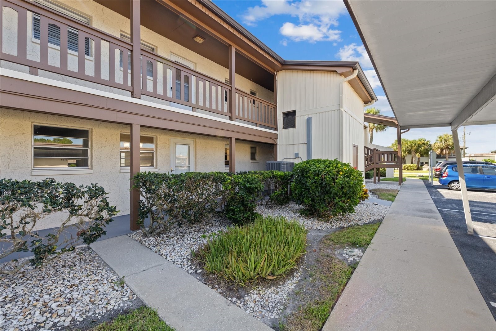 5154 TURQUOISE LANE 106
