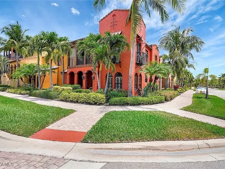 11220 PASEO GRANDE BOULEVARD 5204