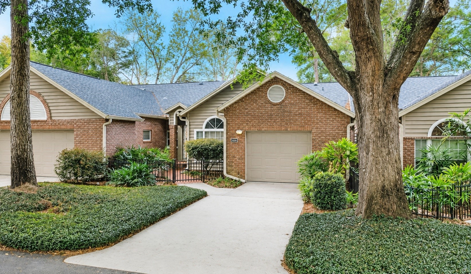 3882 NW 25TH CIRCLE