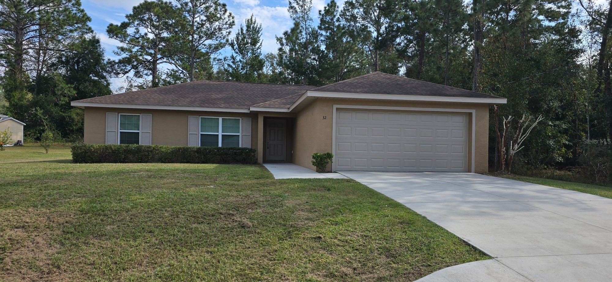 32 PINE CT LOOP