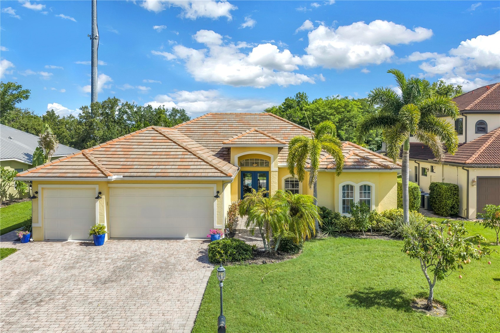 5321 SILVER LEAF LANE