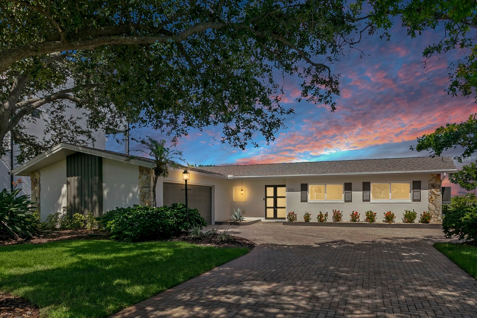 202 DRIFTWOOD LANE