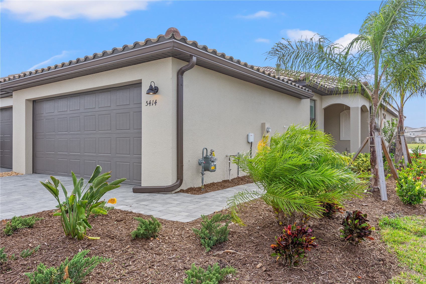 5414 MYSTIC WATER COVE