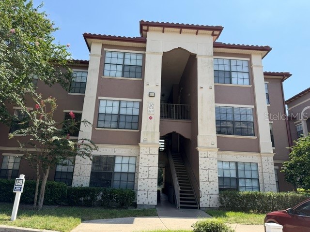 6137 METROWEST BOULEVARD 106